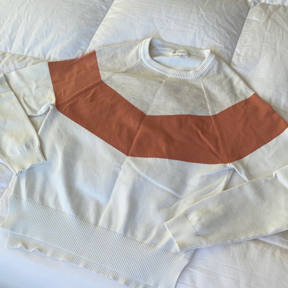 White and Rust Chevron Sweater, SM